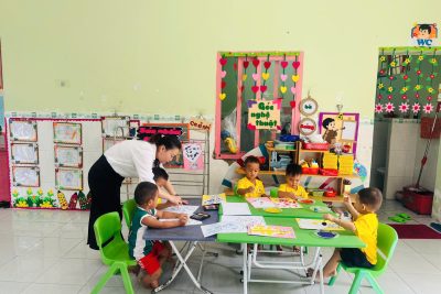 🌈 Hoạt động chơi ở các góc – Niềm vui & Học tập của bé nhà trẻ